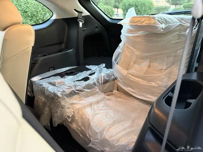 مازدا Cx9 فل كامل شبة جديده 2024 37