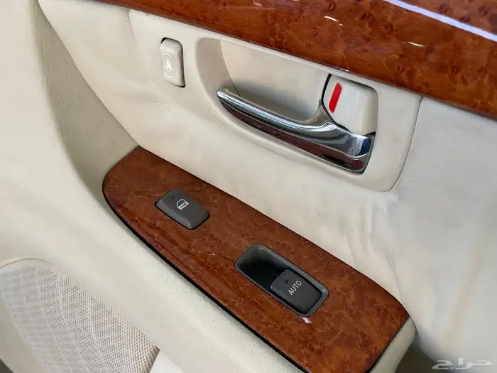 لكزس ( مخزن ) 81