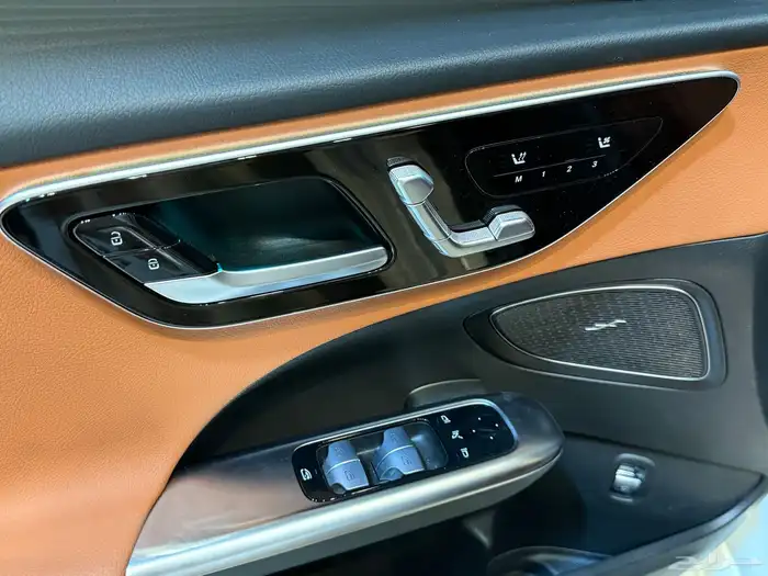 مرسيدس C300 2024 (( بحالة الوكالة )) 18