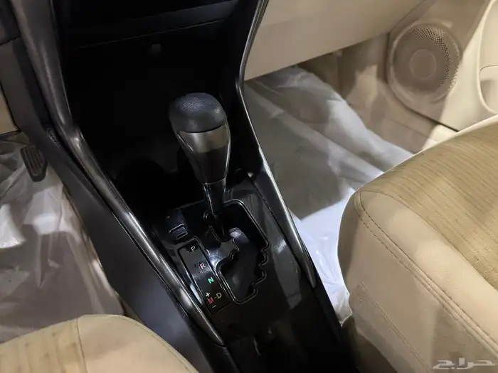 تويوتا يارس Y استاندر 2022 8