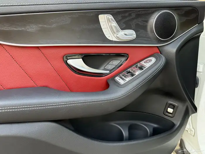 مرسيدس 2020 300 GLC 22