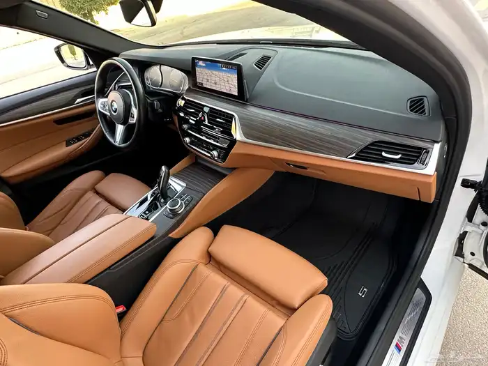 بي ام 530 كت M على الضمان والصيانه المجانيه 2021 18