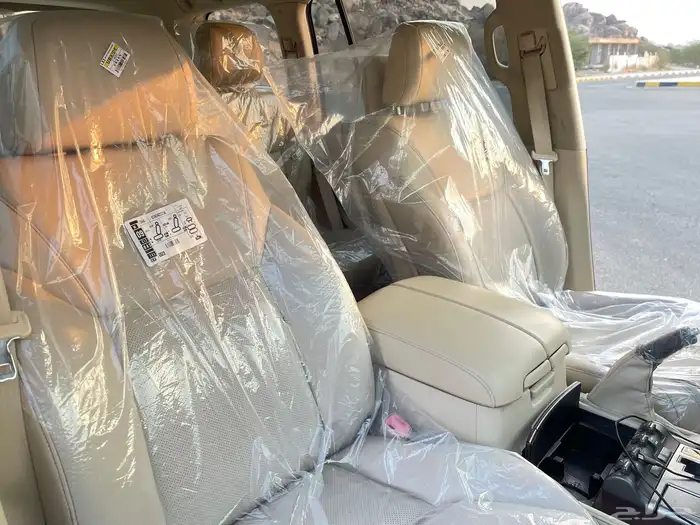 جيب لكزس LX570 موديل 2015 قمة في النظافة. 24