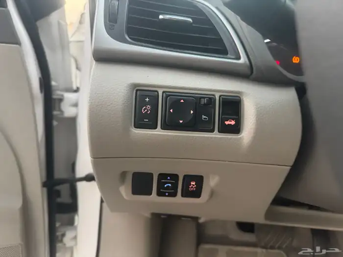 نيسان سنترا 19