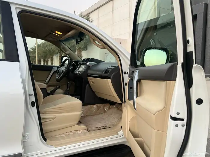 تويوتا برادو 2016 (سته سلندر ) بدي وكاله نظيف جدا 23