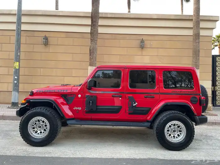 للبيع جيب رانجلر صحارى 2021 3