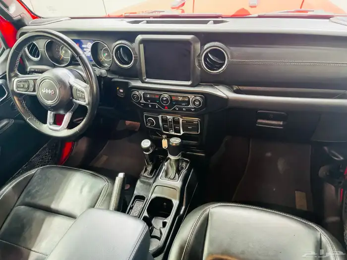 جيب رانجلر صحارى 2022 ( شبه جديد ) 10