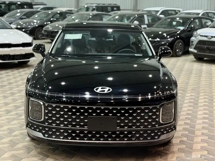 ازيرا 2025 كلاسيك و اكسلوسيف و بريميوم و كالجرافي 0