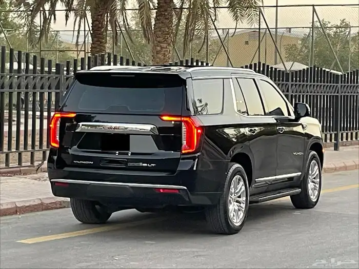 جي ام سي يوكن SLT 2023 فل كامل قمه بالنظافه بحال الوكاله 32