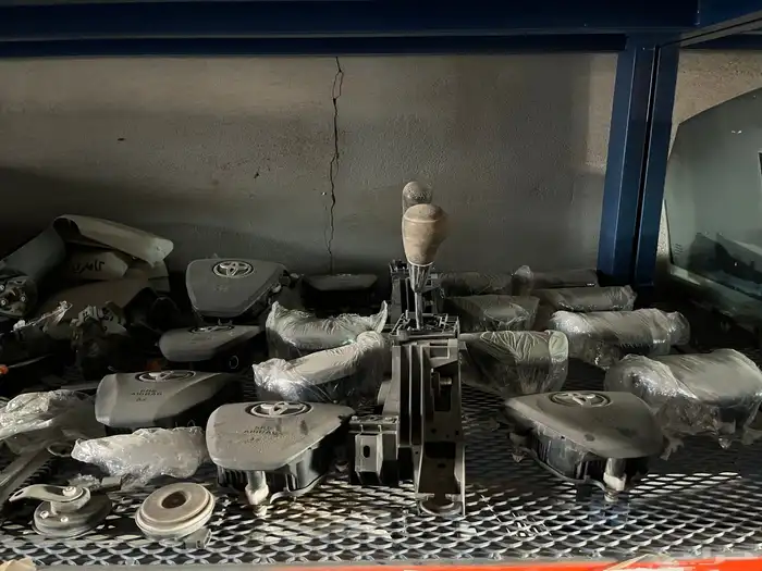 كامري يارس كورلا من 14 الى 17 يوجد عروض محدوده لكل القطع 1