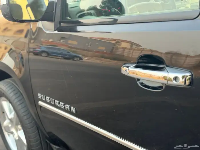 شيفرولية سوبربان 2013 اسود ملكي نظيف للبيع 19