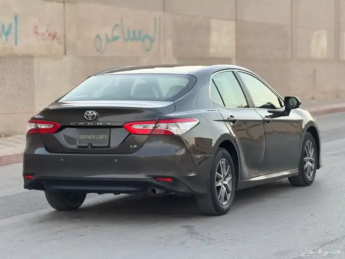 تويوتا كامري مطور 2020 11
