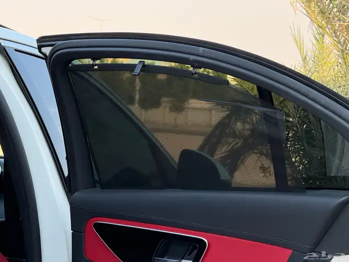 مرسيديس C200 2023 13