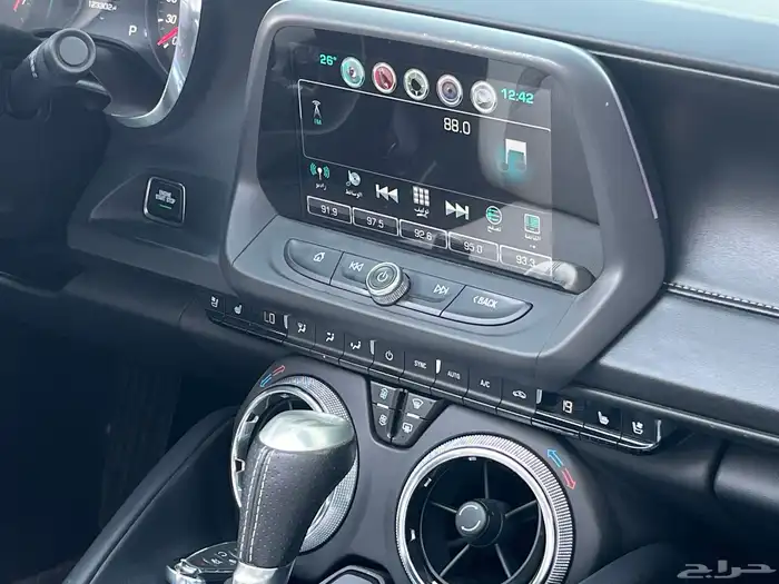 كومارو SS 2017 كشف V8 8