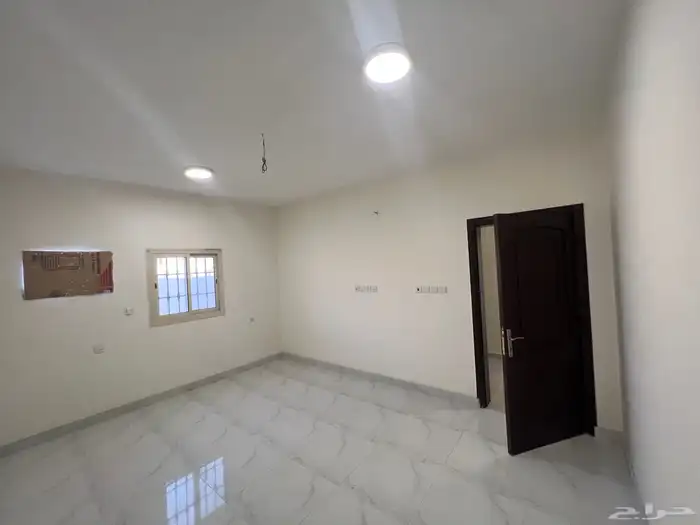 شقق للإيجار عزاب حي المنارات للسعوديين فقط 4