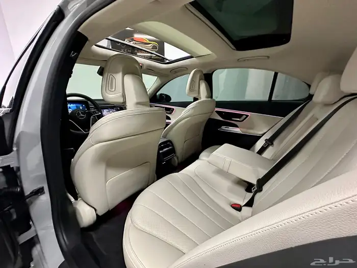 مرسيدس E200 - 2025 اسمنتي 5