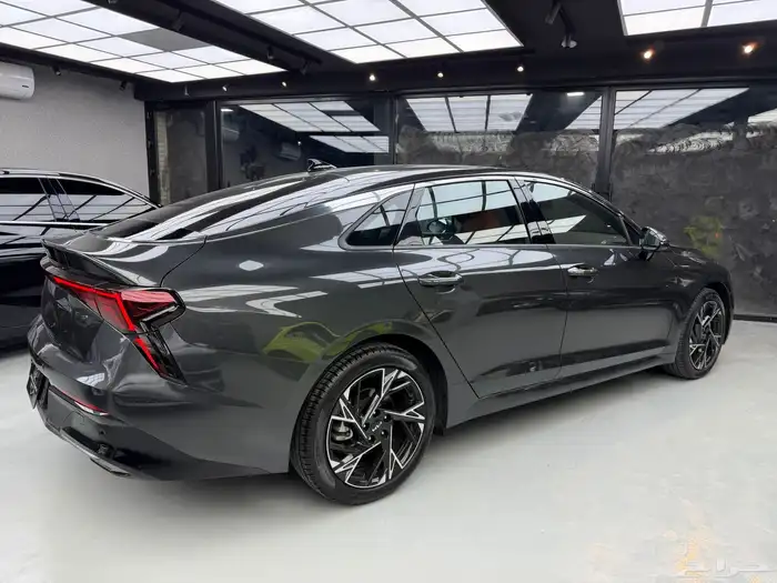 كيا K5 ممشي قليل 4