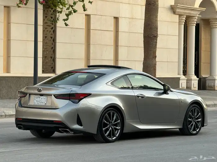 لكزس RC350 F موديل 2020 ممشى 71 الف تشيكات وكاله 18