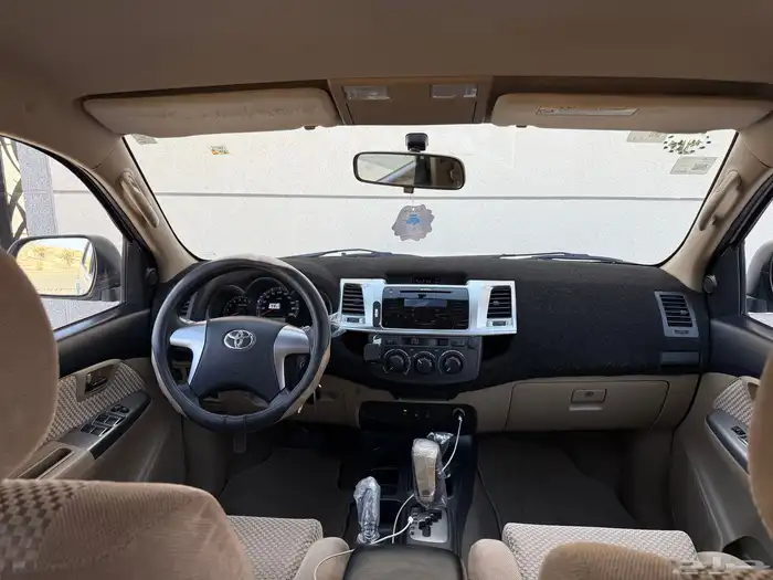 فورتشنر 2015 دبل مخزن ماشي 60 الف فقط 16