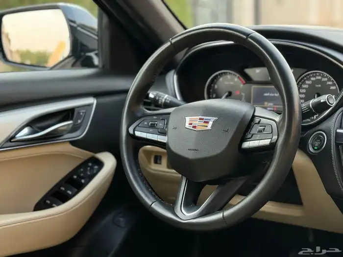 كاديلاك CT5 موديل 2024 ممشى 42 الف تحت الضمان والصيانة 45