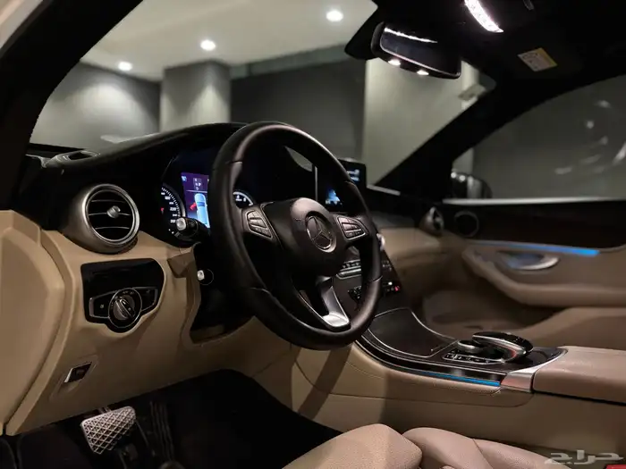 مرسيدس GLC نظيف جدا 9