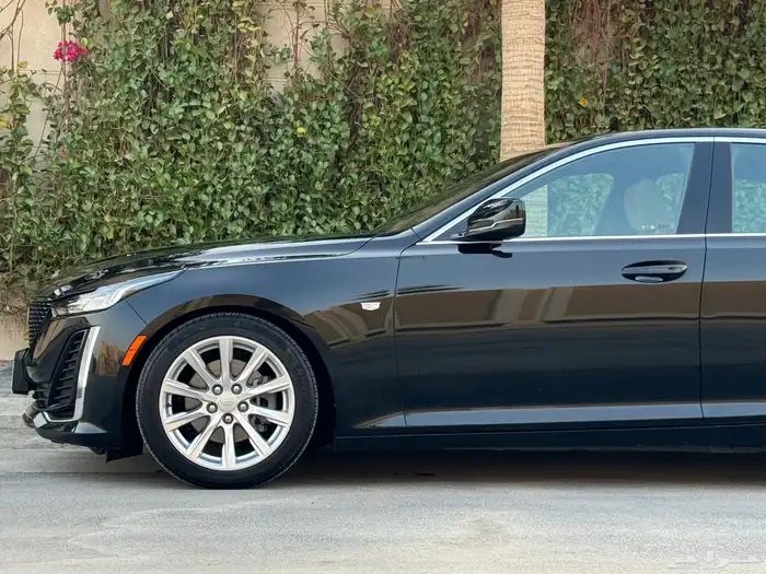 كاديلاك CT5 موديل 2024 ممشى 42 الف تحت الضمان والصيانة 54