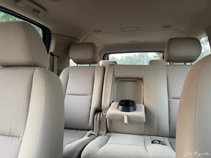 شيفرولية سوبربان 2013 اسود ملكي نظيف للبيع 42