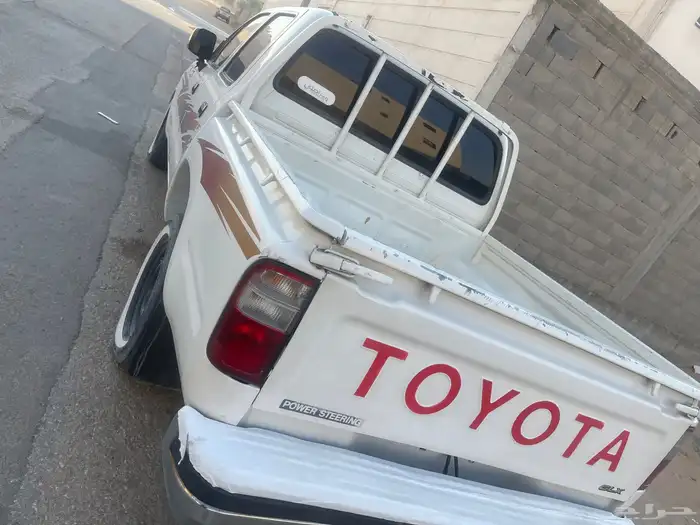 هايلوكس 2004 للبيع غمارتين 3