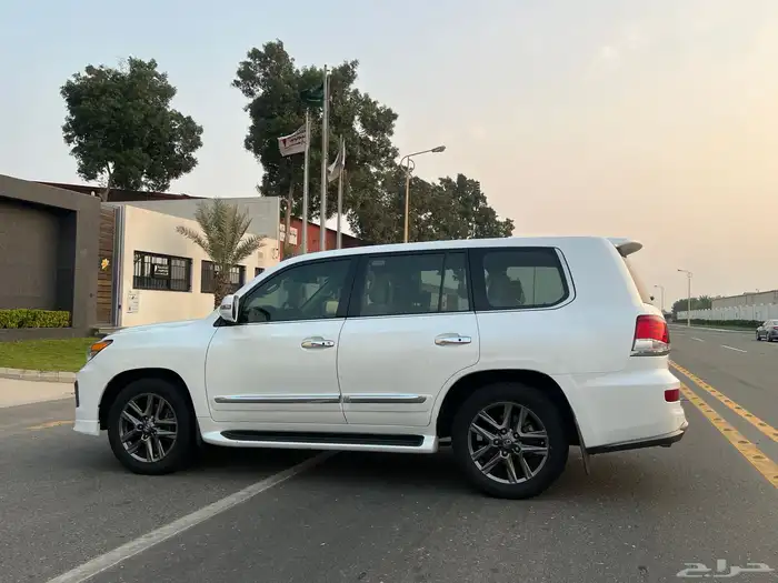 جيب لكزس LX 2015 فل كامل DD نظيف جدا منوة المستخدم 18