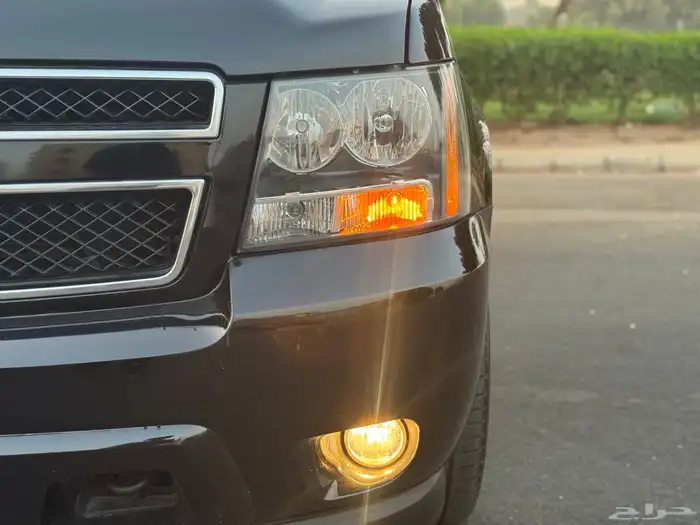 شيفرولية سوبربان 2013 اسود ملكي نظيف للبيع 17