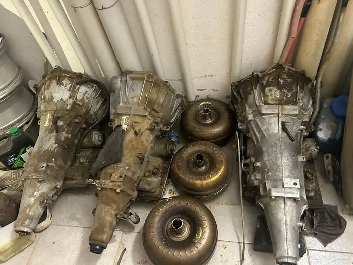 للبيع قطع غيار كابرس ولومينا من 2000 إلى 2006 0