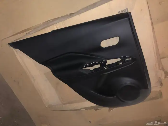 ديكور باب خلفي كيكس 2018-2024 أصلي وكالة 6