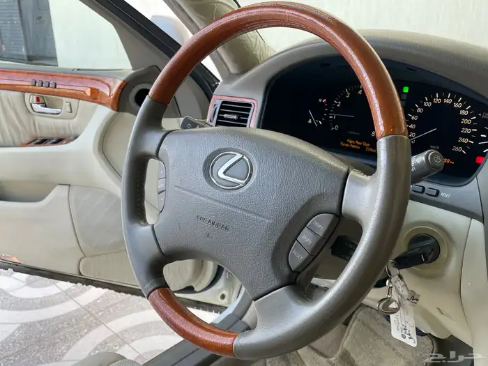 لكزس ( مخزن ) 38