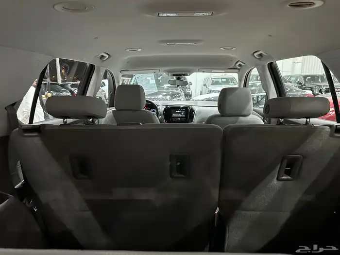 شيفورليه ترافيرس LS موديل 2018 نظيف 23