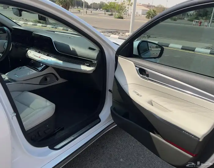 أزيرا 2022 فل كامل V6 40