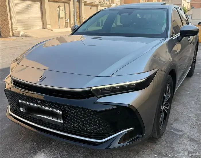 كراون بريميوم 2025 0