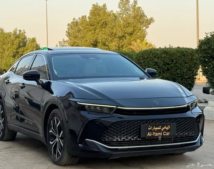 تويوتا كراون 2023 1