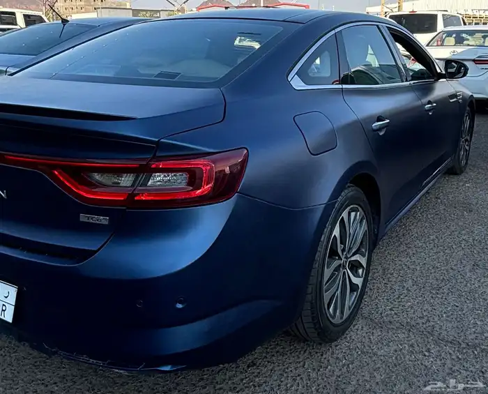 رينو تاليسمان 2017 2