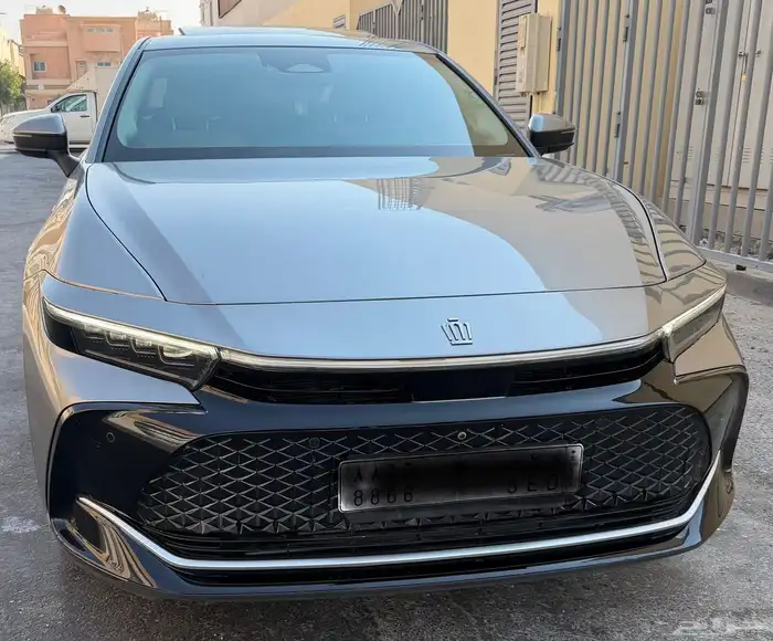 كراون بريميوم 2025 1