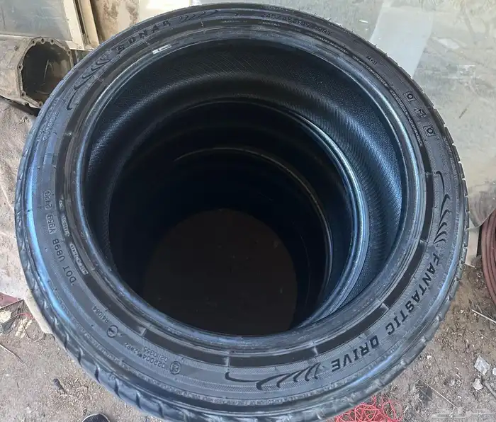 للبيع كفرات مقاس 19 45 245 1