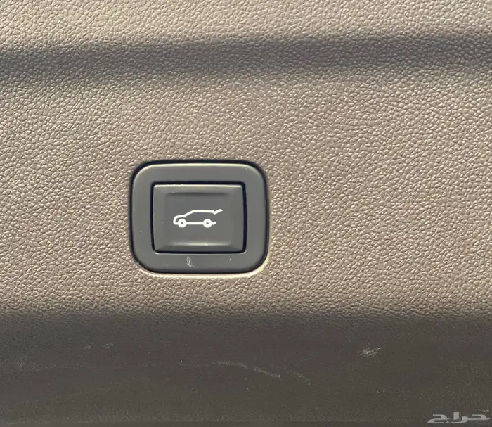 للبيع شيفرولية تاهو فئة z71 اعلى فئة بحالة الوكالة 19