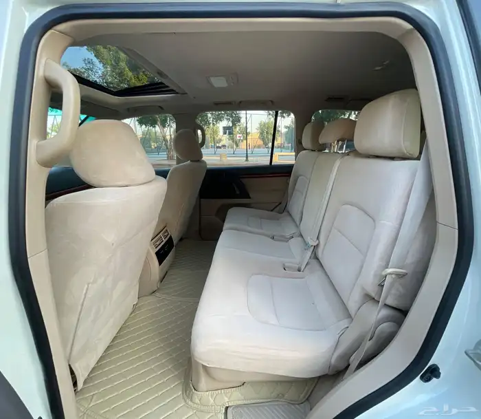 تويوتا لاندكروزر 2015 GXR فل سعودي 21