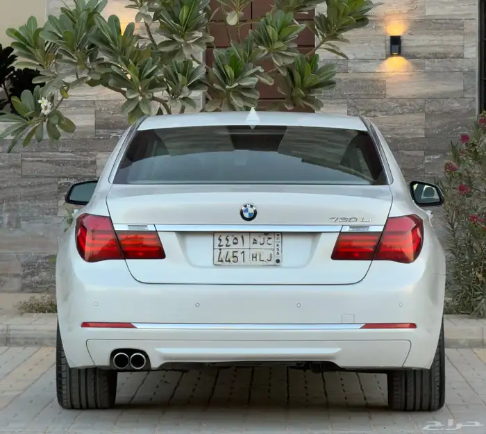 بي أم دبليو 2015 فئة 730 فل كامل موتر شرط الفحص بدي ومحركات 13