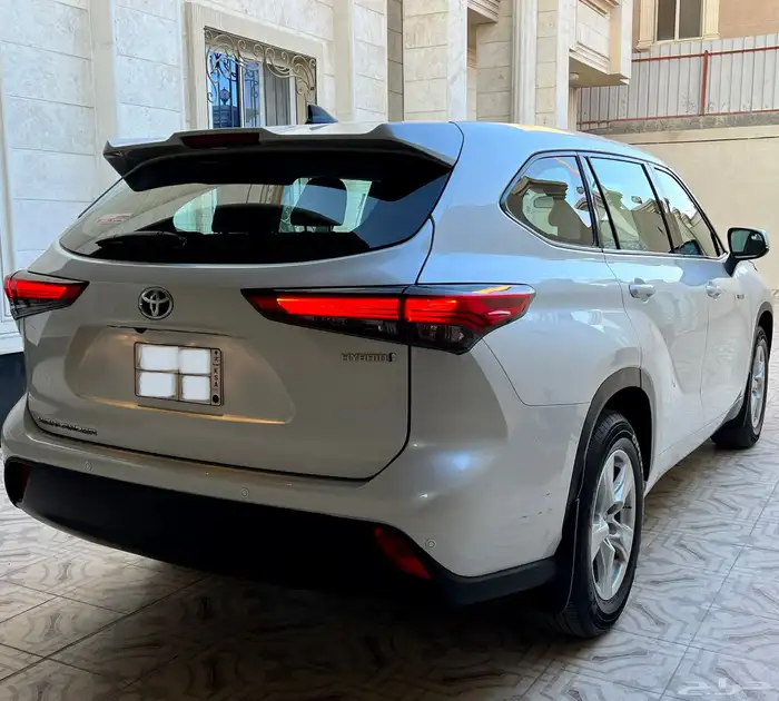 تويوتا هايلاندر 2022 شبه اصفار 2