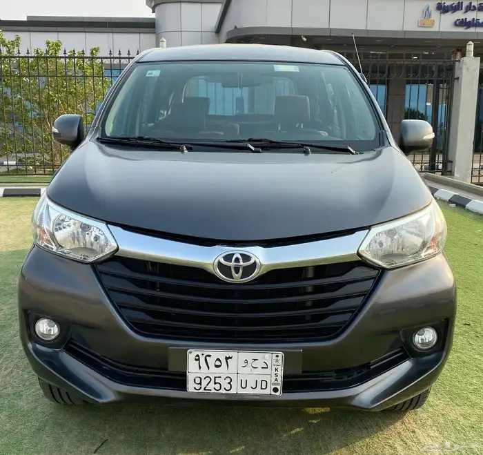 تويتا افانزا 2017 3