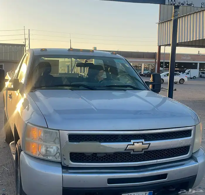 سلفرادو 2011 8 سلندر بدون دبل ماشي 370 الف 10