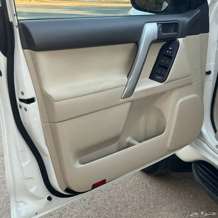 برادو 2019 عداد قليل ( TX-L ) 23