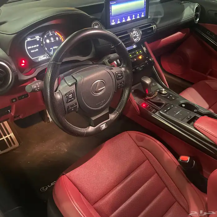 لكزس is 300 F Sport 2021 ماشيه 20 الف فقط 18