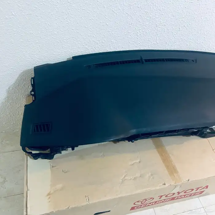 قشرة طبلون كورلا 2018 اصلية وكالة جديدة 1