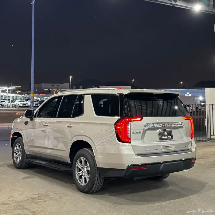 جي ام سي يوكن 2022 دبل عداد 68 الف 3